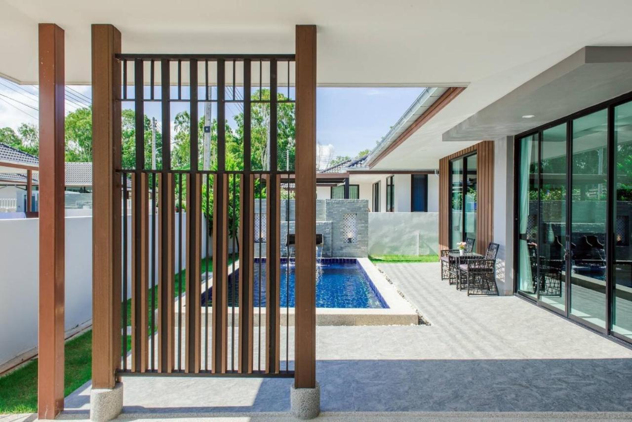 2 Bed Contemporary Pool *